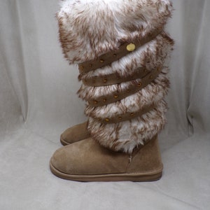Wm (10M) FAUX fur, FAKE fur boots w faux suede uppers, beige and ivory, insulated winter boots with decorative straps, EUC (#2522-2)
