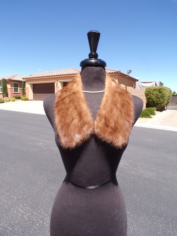 light brown MINK FUR collar, fully lined with sati