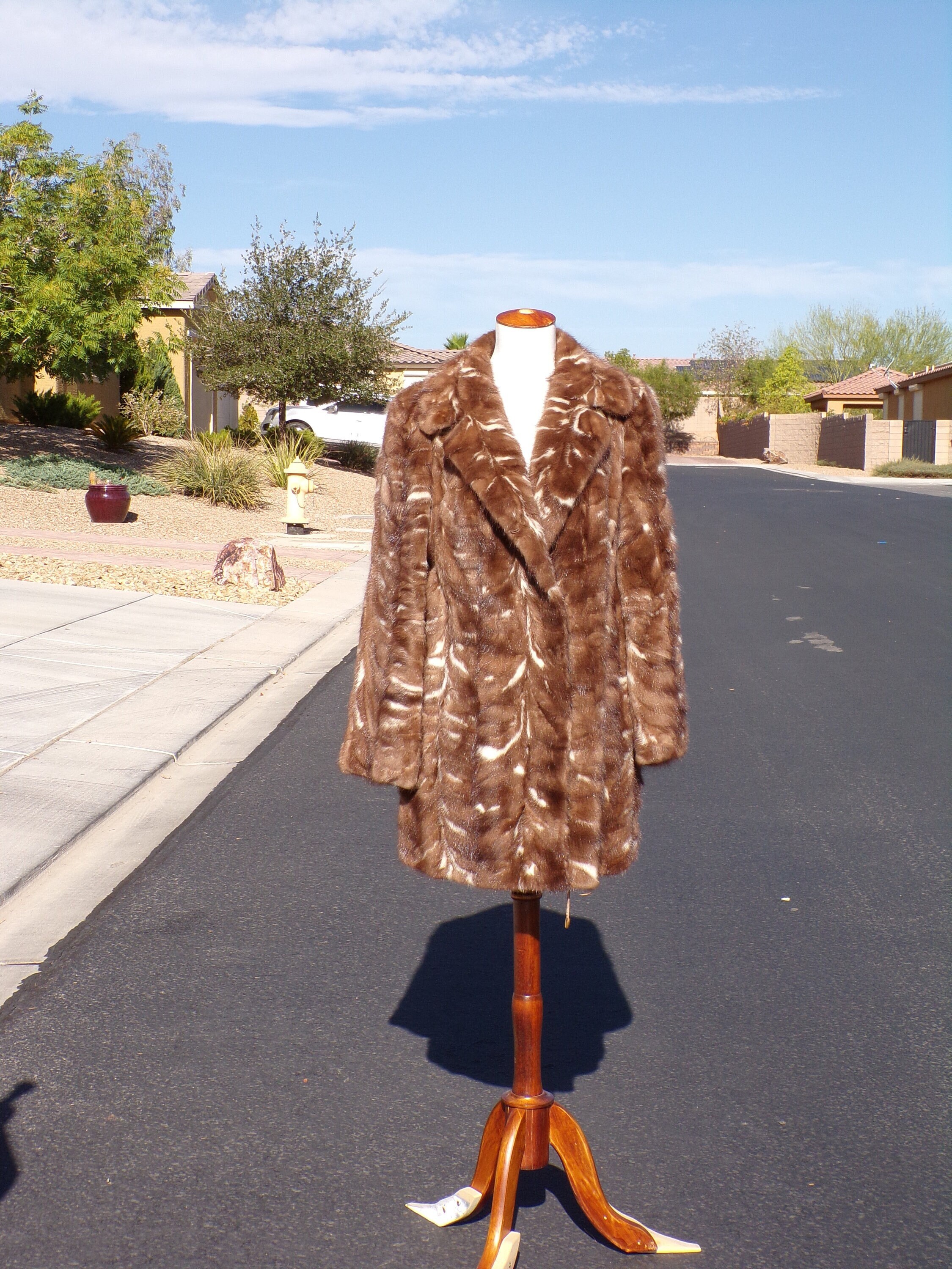 Knitted mink clearance fur coat