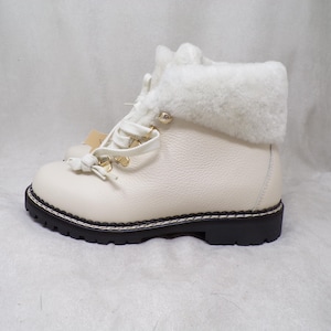 NWT Wm (7.5) real SHEEPSKIN LINED leather boots by Oscar Sport, high quality, real sheepskin ankle trim and lining, vintage boots (#3173)