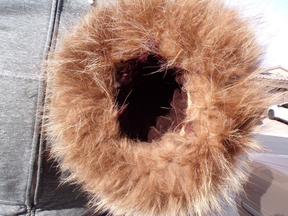 ADULT (XL) RACCOON fur muff, beige/brown/black re… - image 6