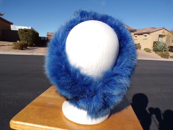 23" real ARCTIC FOX fur headband, dyed bright blu… - image 2