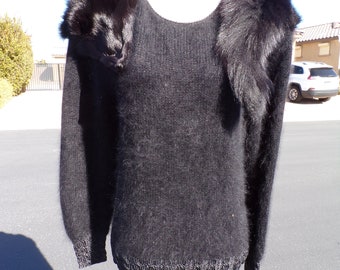 M (8-10) Real ANGORA & FOX FUR Sweater, Black, Lightweight