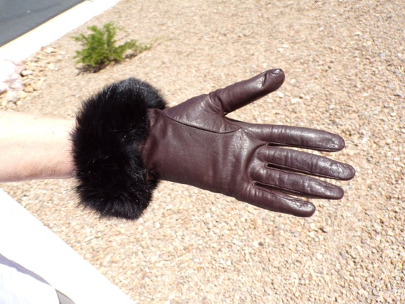 Sz 7.5 (L) real RABBIT FUR & leather gloves, wome… - image 3