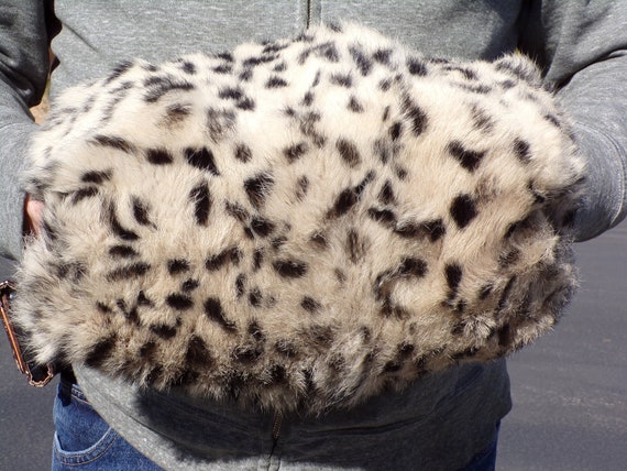 ADULT (XL) RABBIT fur muff, dyed w spots, from Lo… - image 3