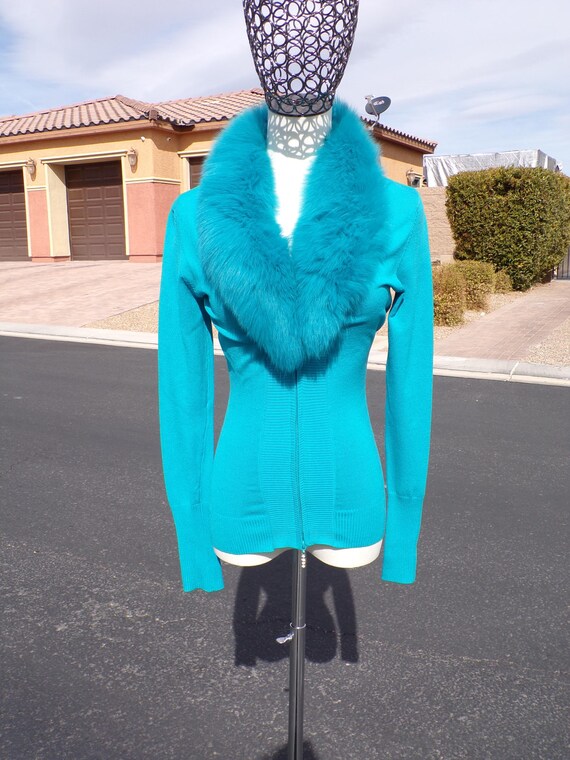 XS (0-2-4) Real FOX FUR (detachable) Collar on Turquoise Sweater