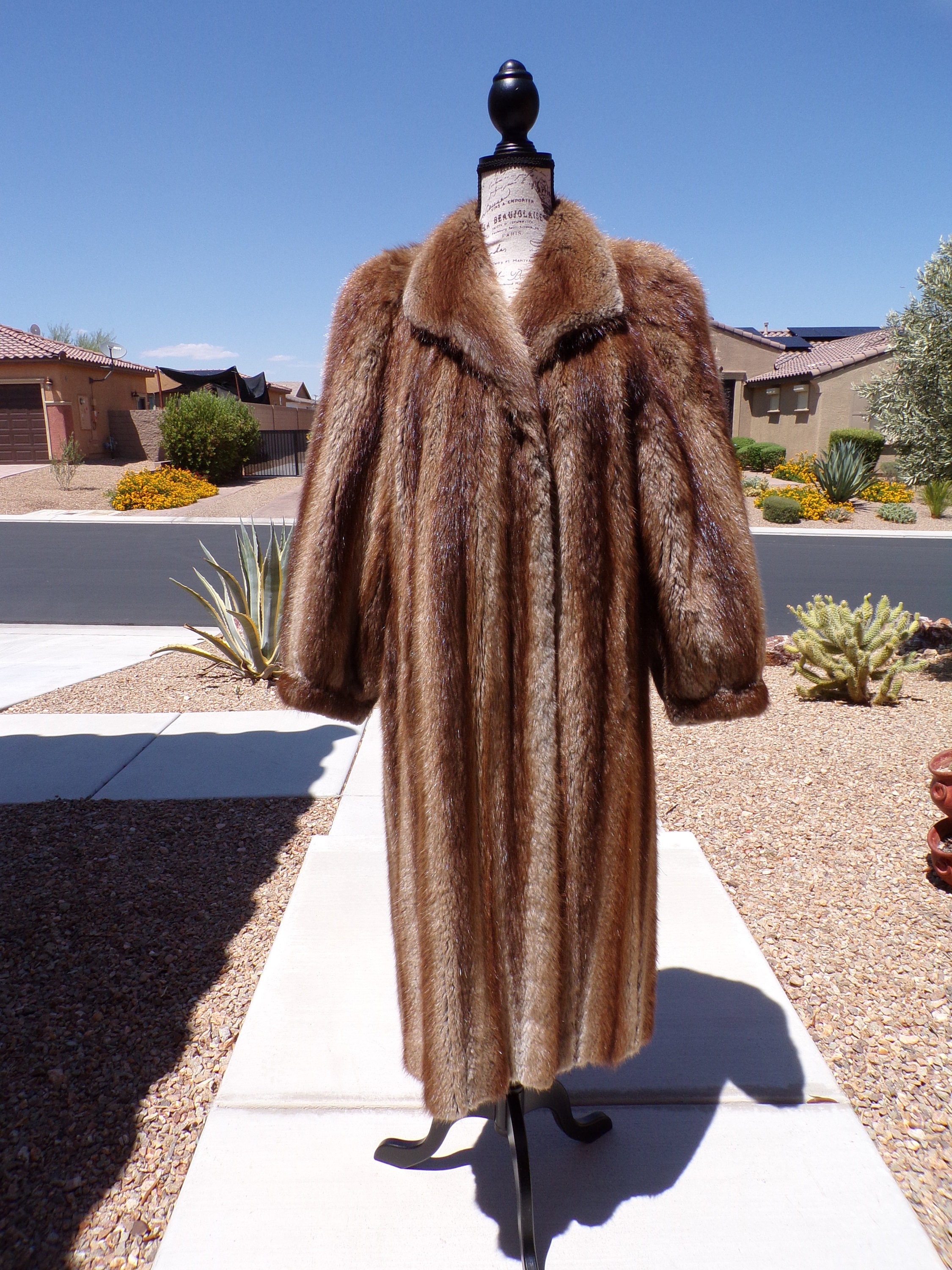 M 10 real MUSKRAT FUR coat fulllength beige/brown Etsy
