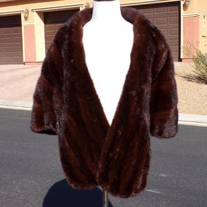L (12-14) real MINK FUR stole shawl wrap, dark brown mink, bridal fur, vintage wedding fur, Mother of the Bride, high quality, EUC (#3128)