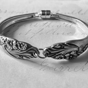 Spoon Bracelet ~EVENING STAR~ 1950  Silverware Jewelry, Recycled, Handmade, Floral