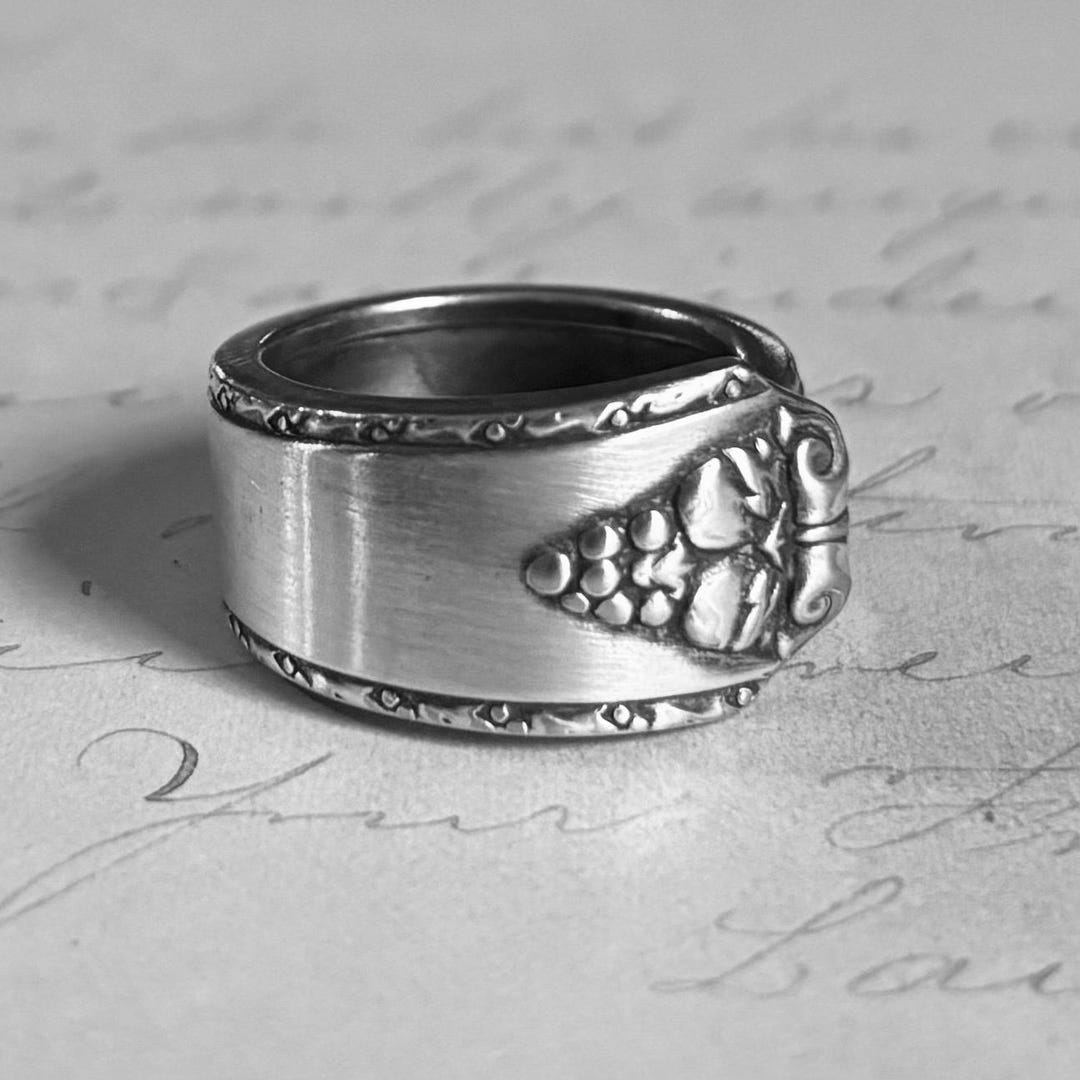 Antique Spoon Ring ~BORDEAUX~ 1945 - Etsy