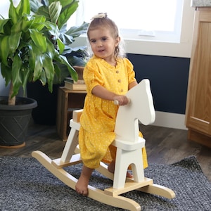 Everearth store rocking horse