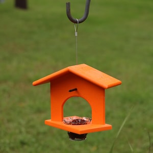 AmishToyBox.com Hanging Oriole Jelly and Orange Bird Feeder, Eco-Friendly Poly Lumber