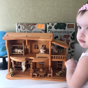 Puppenhaus 1:24 Weihnachten Kinder Geschenk Nichte Geschenk Erlenholz Puppenhaus Holz Personalisieren Puppenhaus Bausatz Montessori Waldorf Bild 3