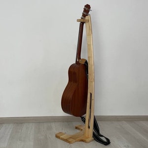 Guitar Stand Holder Display Wooden Rack for one instrument Floor-standing Folding Electric Guitar Stand Guitar Bass Stand Guitarist’s Gift