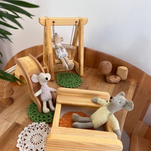 Maileg Möbel Puppenhaus Montessori Holzspielzeug Set Sandkasten Schaukel Rutsche Weihnachten Kinder Geschenke Geburtstag Puppenhaus Waldorf