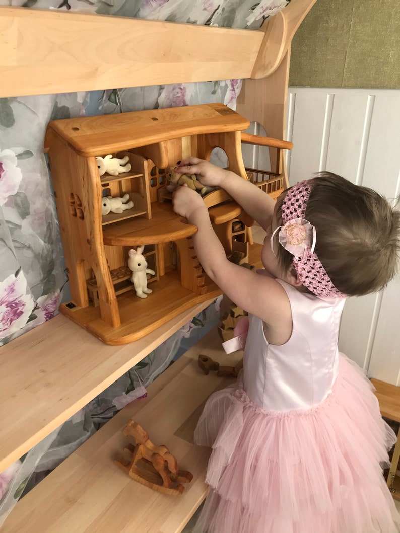 Puppenhaus 1:24 Weihnachten Kinder Geschenk Nichte Geschenk Erlenholz Puppenhaus Holz Personalisieren Puppenhaus Bausatz Montessori Waldorf Bild 9