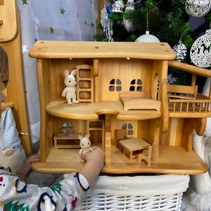 Puppenhaus 1:24 Weihnachten Kinder Geschenk Nichte Geschenk Erlenholz Puppenhaus Holz Personalisieren Puppenhaus Bausatz Montessori Waldorf Bild 10