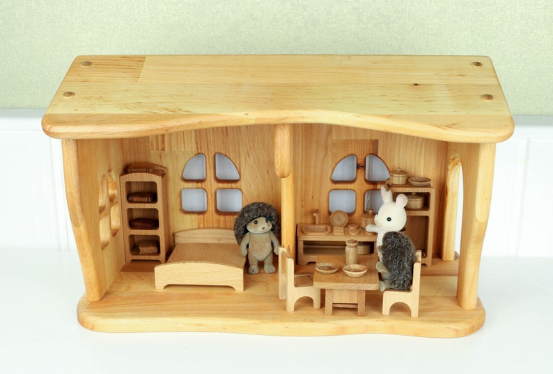 Kinder Geschenke Puppenhaus 1:24 Weihnachten 1:24 Weihnachten Sylvanian Dollhouse Erle Personalize Puppenhaus Bausatz Fee Montessori Waldorf Bild 1