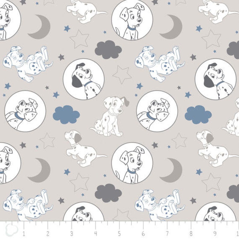 15 Pieces Camelot Fabrics 101 Dalmatians Fat Quarter Bundle Quilt Fabric Precut Fabric Cotton Fabric