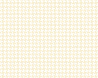 Better Basics Deluxe Tiny Houndstooth White/Ecru Fabric Yardage, Kanvas Studio, Benartex, Cotton Quilt Fabric, Houndstooth Fabric