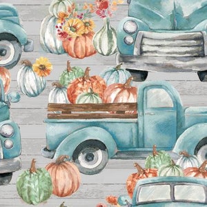 Puede incluir: Una camioneta vintage azul con una cama de madera llena de calabazas y calabacines. La camioneta está rodeada de calabazas y calabacines de varios tamaños y colores.