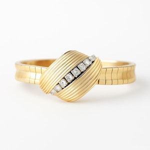 Vintage Gold and Diamond Surprise Watch 14k, Solid Yellow Gold Watch, Ladies Bracelet