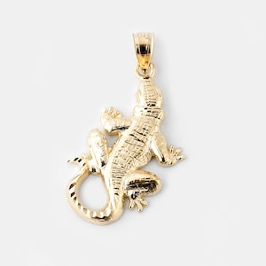 Lizard Pendant Gold 10k, Lizard Charm Necklace, Animal Jewelry