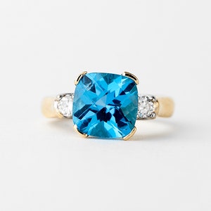 Blue Topaz and Diamond Ring Gold 14k, Cushion Cut Blue Topaz Ring, Cocktail Ring image 5