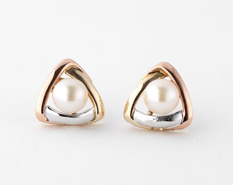 Vintage Tricolor Pearl Stud Earrings Gold 10k, Yellow Gold Triangular Shaped Earrings, Vintage Jewelry