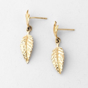 Vintage Dangle Feather Stud Oorbellen goud 10k, geel gouden oorbellen, vintage sieraden afbeelding 1