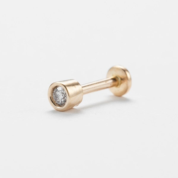 Bezel Diamond Labret Stud Earring 14k, 2mm 3mm 3.5mm Cartilage, 18G Labret Stud, Helix Stud, Tragus Stud, 14k Solid Gold, Internal Thread