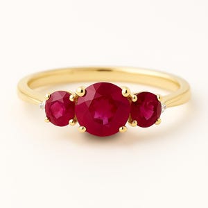 Anel Trinity de Diamante e Rubi em Ouro 10k, Anel com Rubi Vermelho, Ouro Amarelo, Ouro Branco