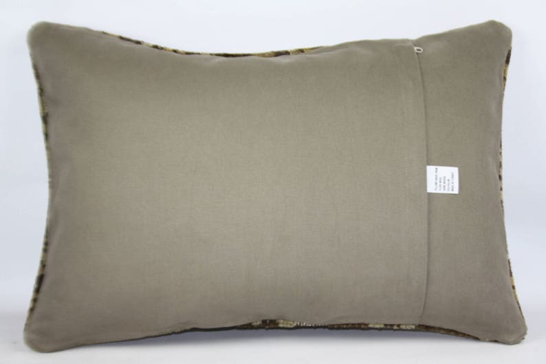 kilim rug carpet pillow kilim pillow turkish kilim pillow rug pillow antique pillow 16x24 in\u00e7 turkish kilim rug 40x60cm