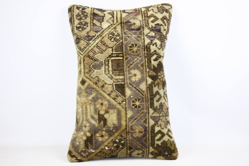 kilim rug carpet pillow kilim pillow turkish kilim pillow rug pillow antique pillow 16x24 in\u00e7 turkish kilim rug 40x60cm