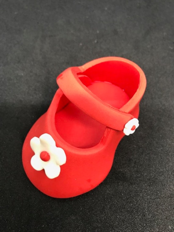 Easy fondant baby booties deals