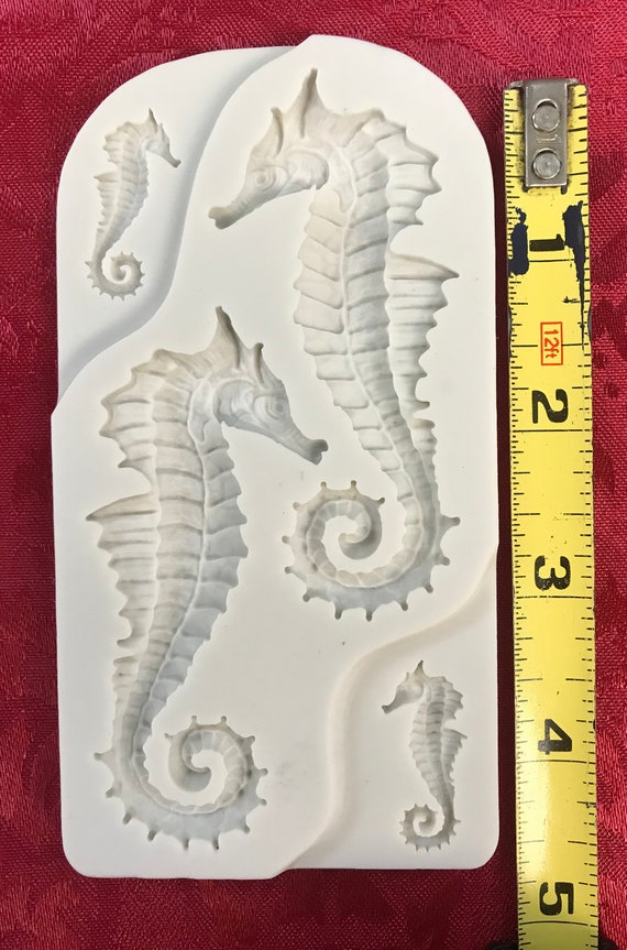 seahorse cake mold