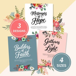 Könnte beinhalten: Drei Kunstdrucke mit floralen Akzenten und inspirierenden Zitaten. Die Drucke zeigen die Sätze "Boten der Hoffnung", "Erbauer des Glaubens" und "Sammler des Lichts". Das Bild zeigt auch "3 Designs" und "4 Größen".