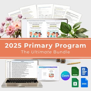 Könnte beinhalten: Ein orangefarbenes Banner zeigt "2025 Primary Program The Ultimate Bundle". Ein Laptop, ein Tablet und gedruckte Dokumente sind mit Blumen und Grün angeordnet. Digitale Dateien umfassen Canva-, XLSX-, X- und DOC-Symbole.