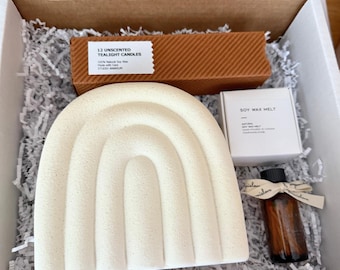 Cozy Self-Care Gift Set: Wax Warmer, Soy Wax Melts, Tealights & Matches