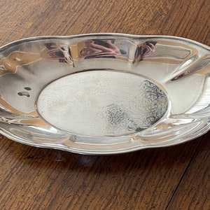 FB Rogers Silver Co Vintage Silver Plated Serving Tray