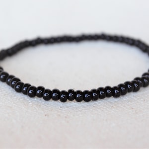Pulsera negra, Pulseras para el día a día, Pulseras con cuentas de semillas, Pulseras bohemias, Pulsera hippie, Pulseras con cuentas para mujeres, Regalos para amigas