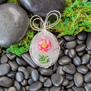 Poppy Quartz Pendant