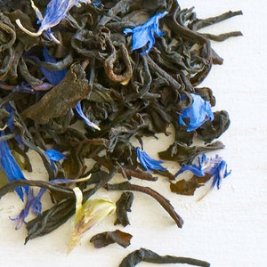 BLUEBERRY BOOST - Organic loose tea, luxury loose leaf black tea, antioxidant rich organic blueberry tea blend