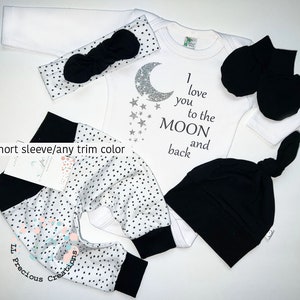 Organic coming home baby outfit Baby clothes Newborn baby girl Baby shower gift Stars and moon Black polka dot Gender neutral outfit