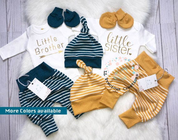 Twins Outfits Newborn Outfit Baby Boy Outfit Baby Girl Outfit Etsy Twins Outfits Newborn Outfit Baby Boy Outfit Baby Girl Outfit Etsy