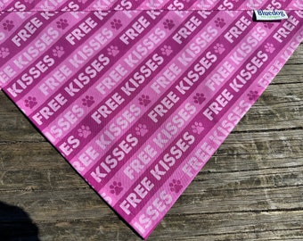 Free Kisses dog bandana