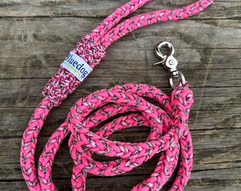 Pink paracord dog leash