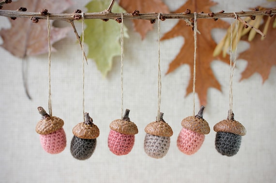 Muñeco De Crochet De Bellota Con Tarjeta De Ánimo – Regalo Original Para Compañeros O Amigos