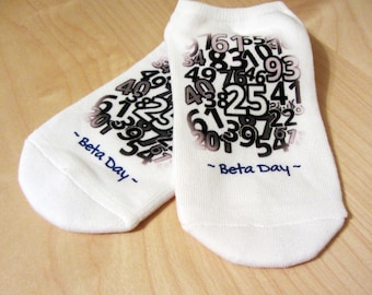 ivf socks, Lucky Beta Day Socks - BFP socks, Pupo, Beta numbers, hcg, Pregnancy test, ivf gift, IVF, Luck, Baby Dust, IUI, positive, Poas