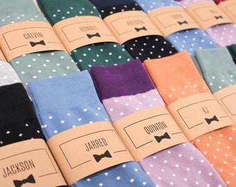 Polka Dot passende Bräutigamsocken als Hochzeitsgeschenk | Geschenkidee für Trauzeugen, Herrensocken, personalisierte Sockenetiketten, individuelle Hochzeitssocken